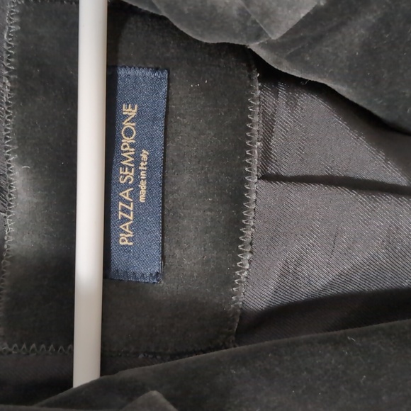 Piazza Sempione Black Velvet Blazer - Picture 2 of 3